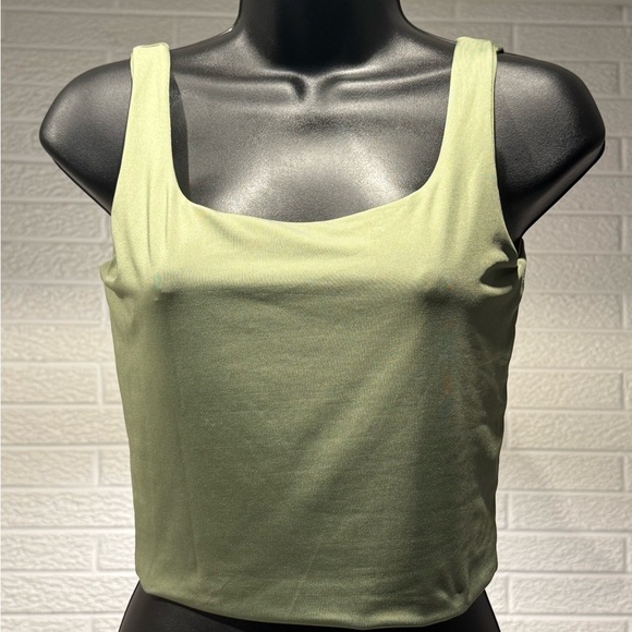 Masters Green Fitted Crop Tank Top - Picture 1 of 4